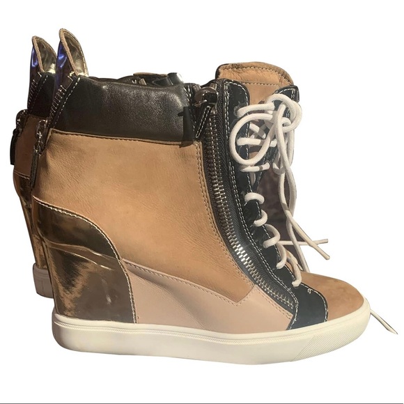 SOLDGiuseppe Zanotti Nicki Wedge Leather Sneak… - Picture 2 of 6